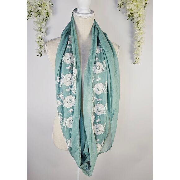 Do Everything With Love Mint Green Floral Embroidered Infinity Scarf Boho Lace - Picture 4 of 10